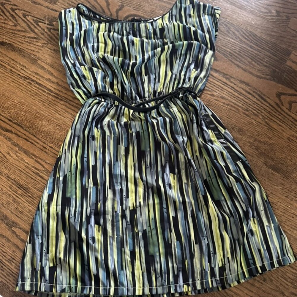 Pattern short dress